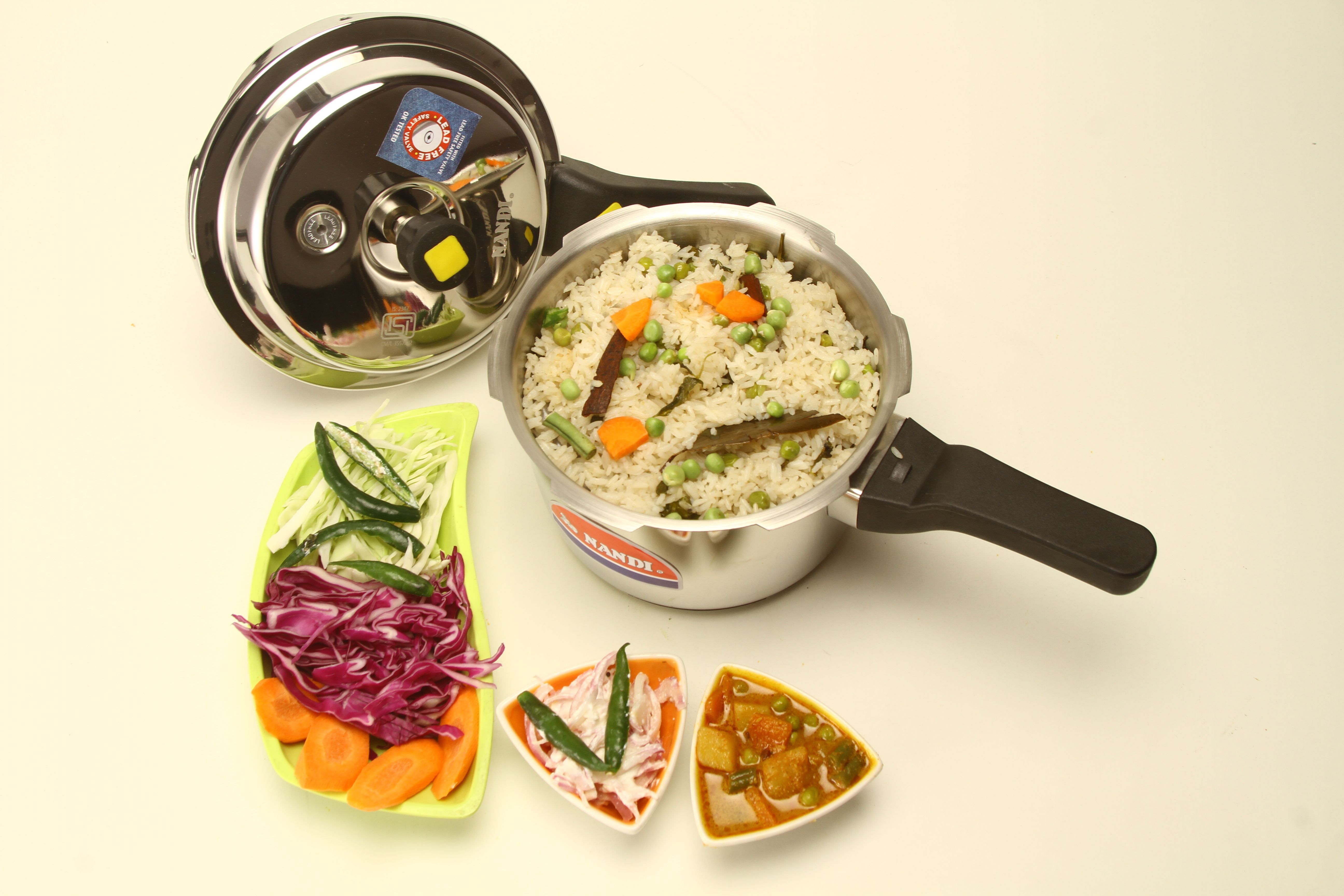 Cooking healthy vegetarian meals at home
